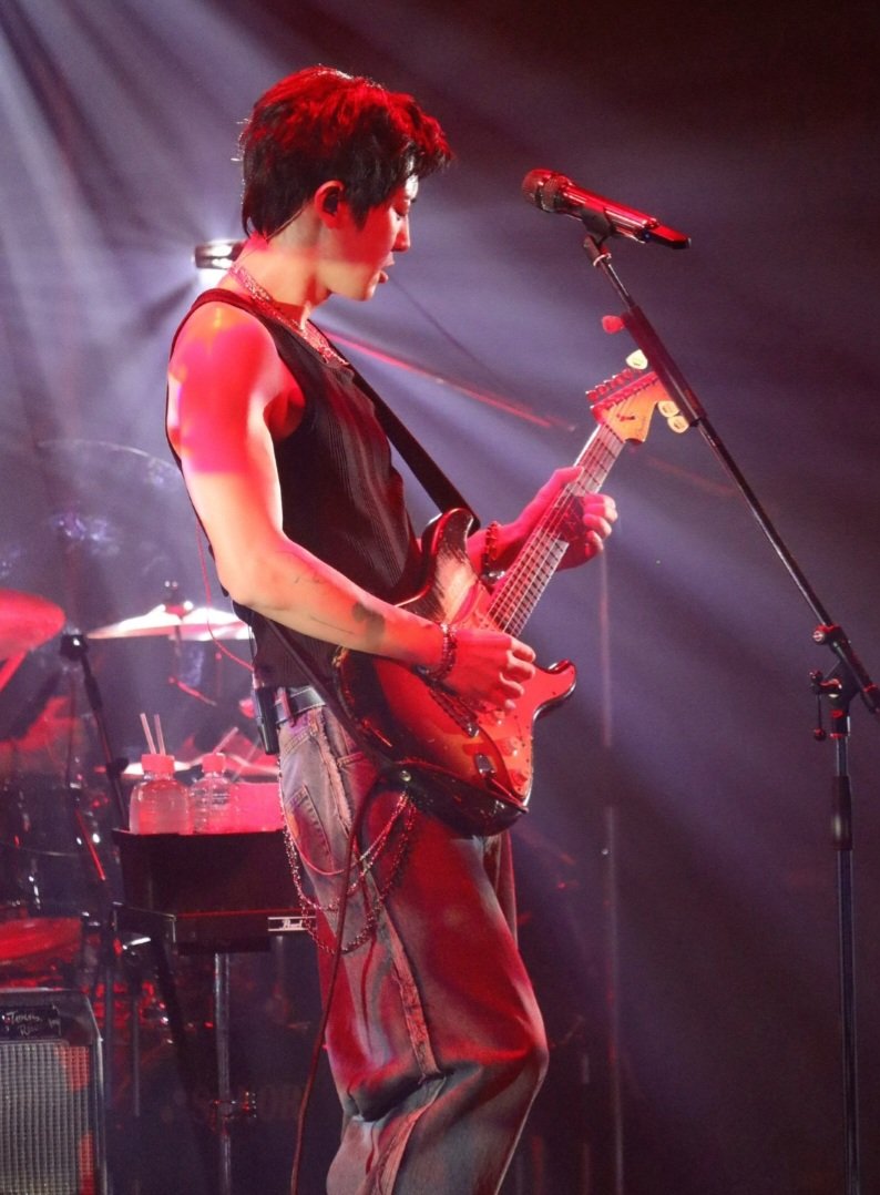 🎸🔥🤟 #CHANYEOL #찬열