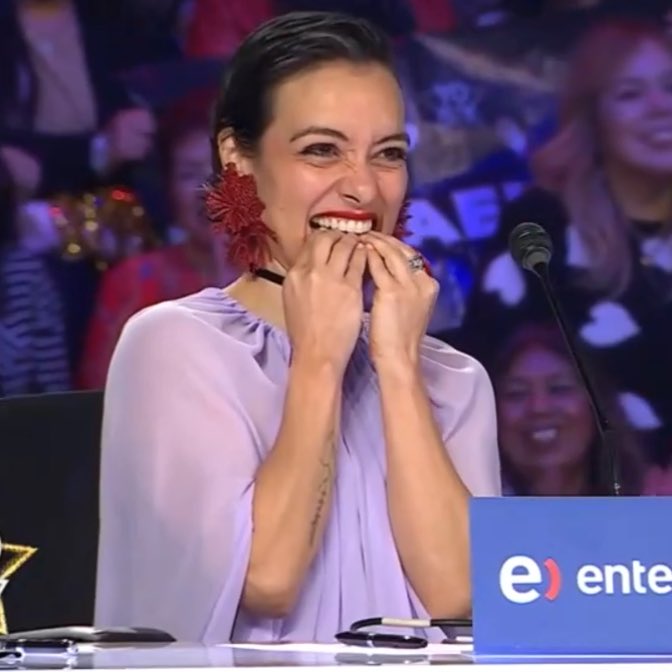AlexaLovesLarry's tweet photo. Yo cuando veo a Pedro Infante porque un dedo no es suficiente #YoSoy https://t.co/JueZ8JYJMJ