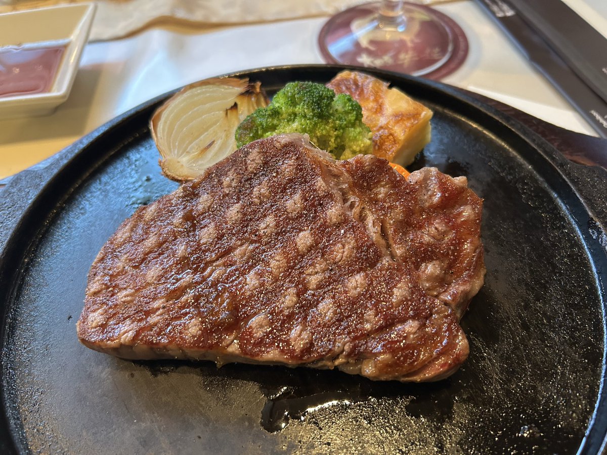 shenaexcel's tweet image. 高いお肉うめぇ！！