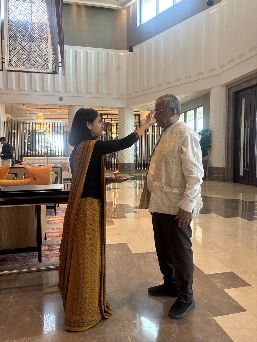 kumarvinayntpc's tweet image. In Vibrant Gujarat on 9/10 Oct,  discussed on Harnessing Nuclear energy under the chair of Shree Ghanshyam Prasad ,Chairman CEA.Advised on Nuclear Fuel security.Requested capacity building of pool of Engineers and Technicians for 100 GW by 2047 aware of  associated safety risk.