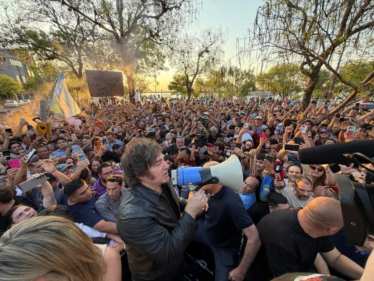 DiegoMac227's tweet image. 🇦🇷l Gran día en Corrientes. 
No aflojemos.
La Libertad Avanza o Argentina retrocede