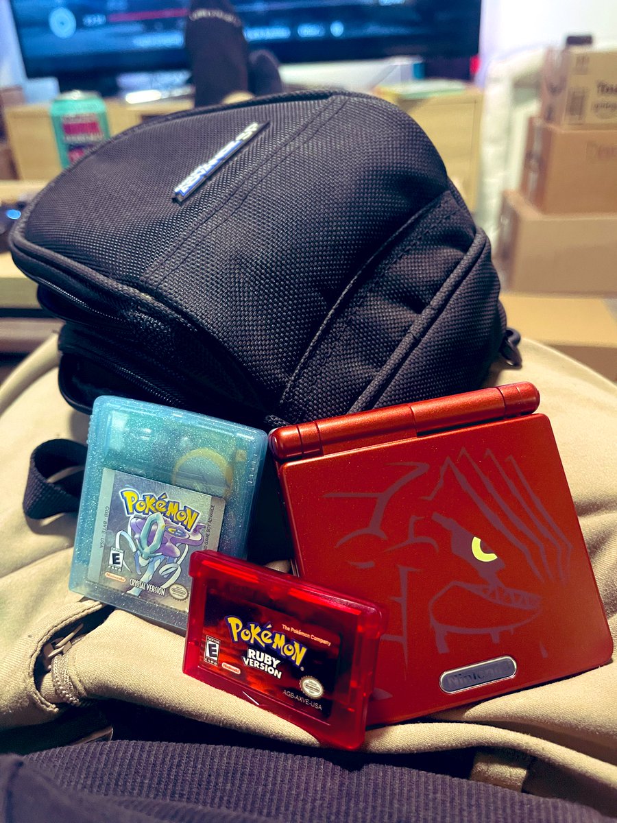 MattyGenesis's tweet image. I keep that MF THANG ON ME.