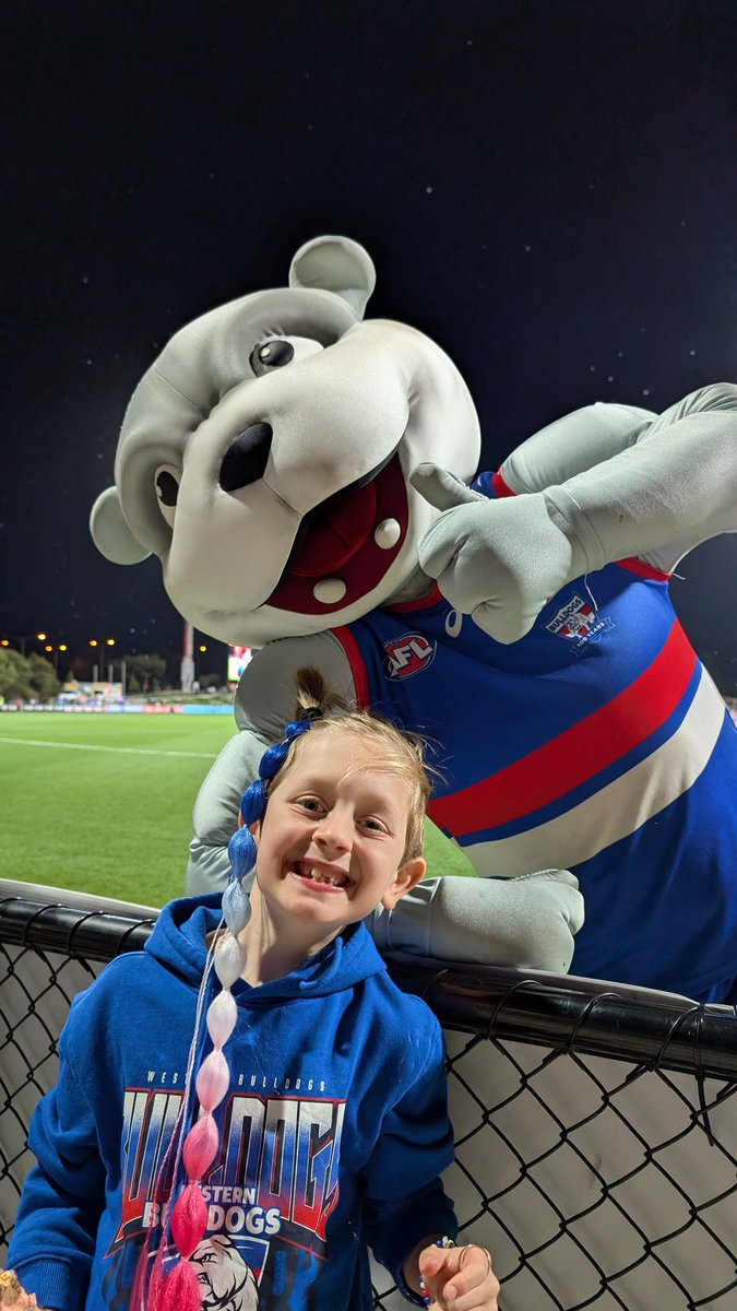 MapleDogs82's tweet photo. My little mate had the best time on Friday night for #AFLWPrideRound watching the @BulldogsW get their third win of the season in dominant fashion. Phenomenal atmosphere at Whitten Oval #loveislove https://t.co/NKtuv0vXg6