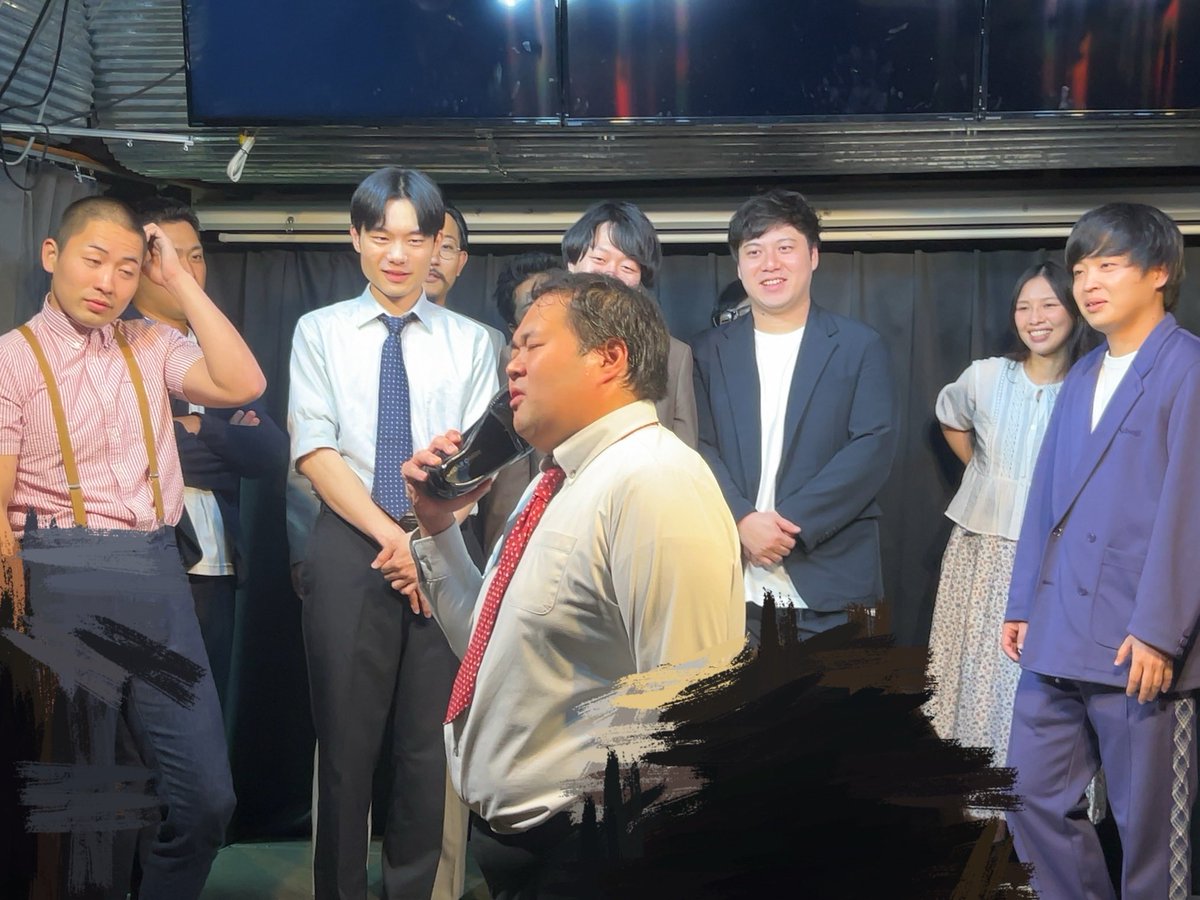 OKURIBI_'s tweet photo. 2025/10/11 ネタをお客さんに審査してもらって獲得した票数分、後でやるゲームの残機が増えるゲームバトル大会9
噂の養子を初拝見！ゆむらさんとペンた丸さんがツボに入りました！マリオは舞台上でメロいとか付き合ってるとか嫌な言葉が飛び交ってて良かった。全てを糧にしたカフカノの優勝でした🏆 https://t.co/KiCuAKt9OG