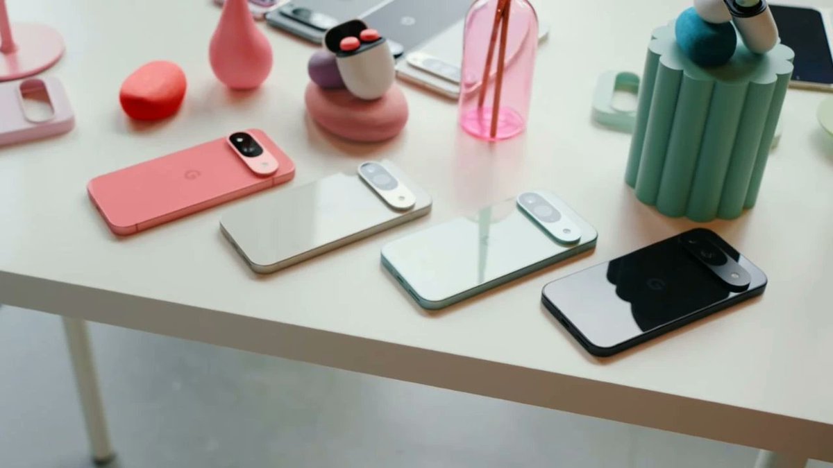 CastleTime02's tweet image. Google Pixel 11 Pro Launch: 400MP Camera 2TB Storage
castletime.in/google-pixel-1…
#GooglePixel10ProFold #googlepixelwatch #smartphonefeatures