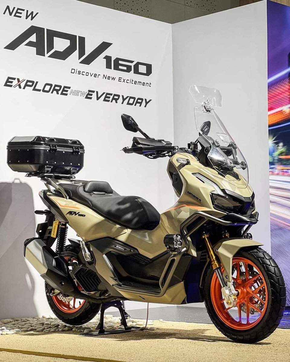 xxNESTAxx's tweet photo. @megaro58 そのポジションにはHONDA ADV160という選択肢もありますぜ https://t.co/BbEBLnURG2