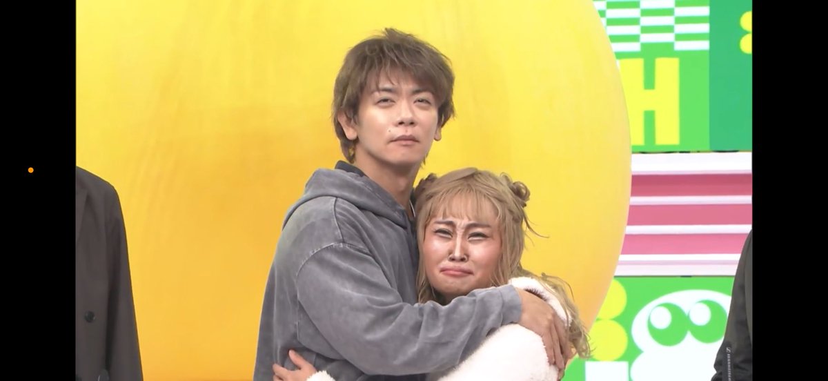 ohana_chan_desu's tweet image. 見ちゃあかんものを見させてもらっているような感覚だった。真っ青な評価でも堂々ととりにいくのすらかっこよくて、本当に野田クリは最高だよ。それにしても、どの賞レースよりも審査員評価しっかりしてたんじゃないか？(民意の反映という意味で)