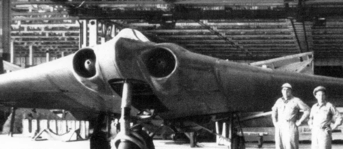 ObserverofImper's tweet image. Last surviving Ho-229 a German jet bomber with flying wing design at Smithsonian museum