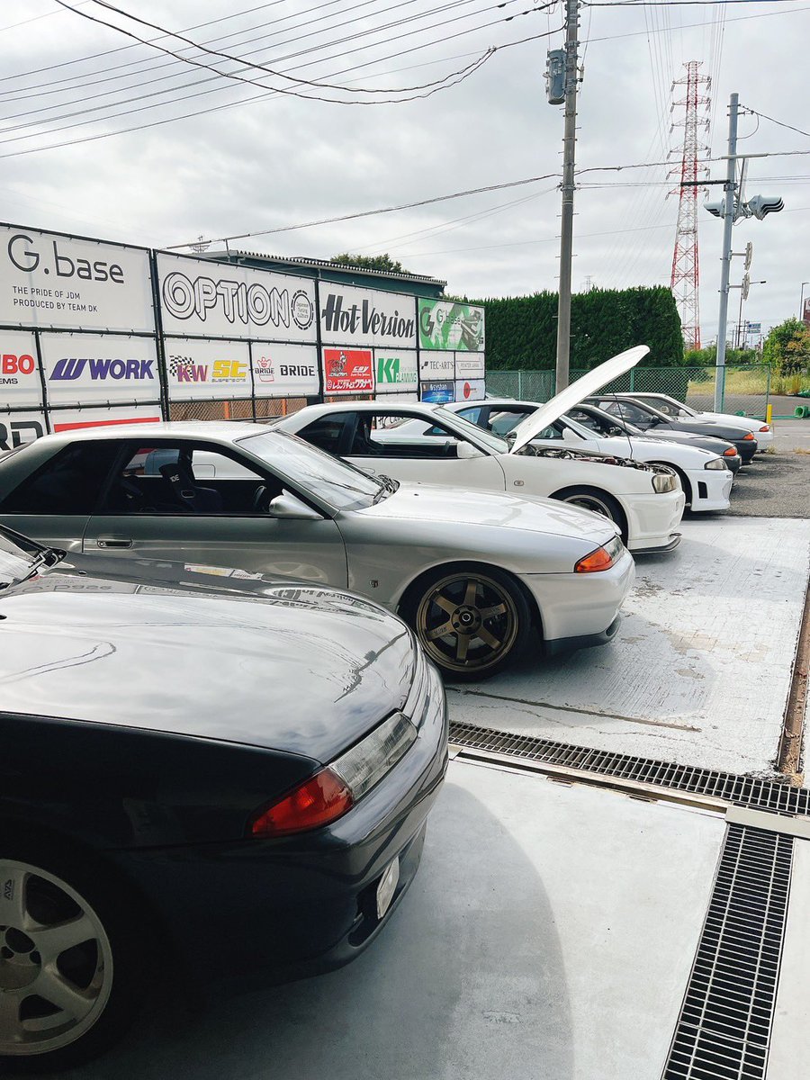 yyyy_bnr32's tweet photo. なにこのお洒落なスペース…

#Gbase  #bnr32 #k1tsuchiya https://t.co/InNKwhTIKI