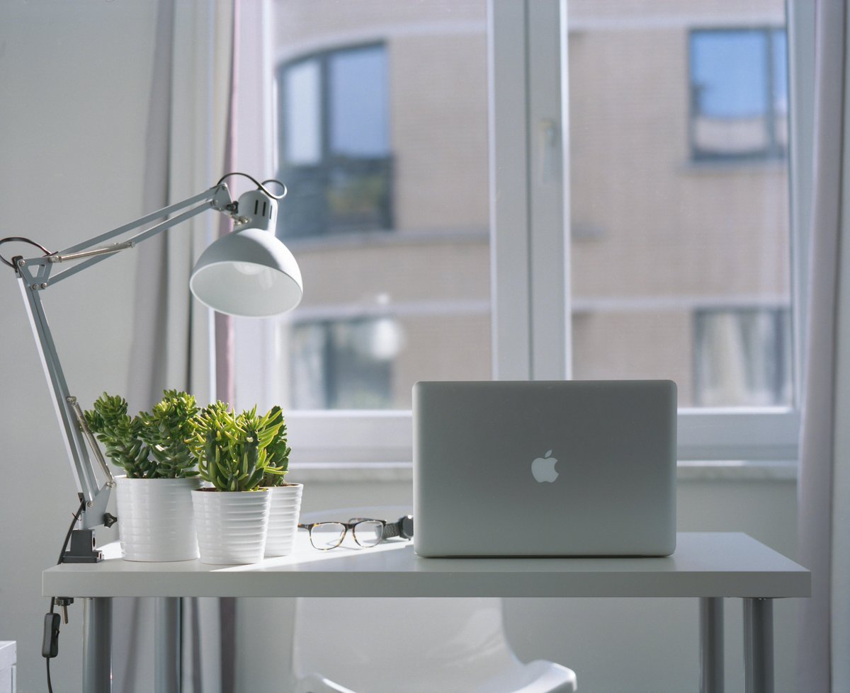 InnovatorDecor's tweet image. Create a home office that balances function and style with decor that inspires focus, comfort, and creativity every day.
innovatordecor.com
#HomeOfficeDecor #WorkspaceDesign #OfficeStyle #ModernHome #CreativeWorkspace #ProductivityBoost #HomeDecorInspiration…