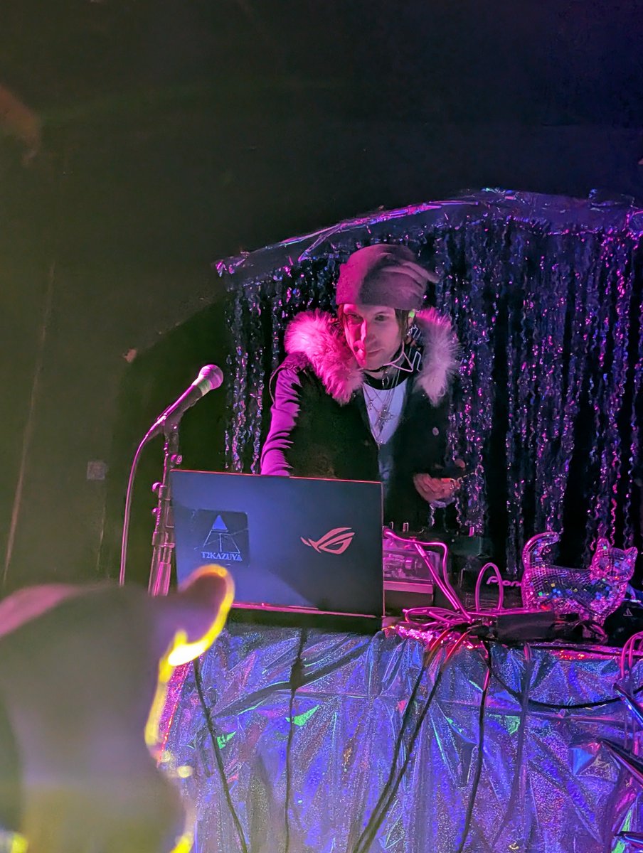 2️⃣
<a href="/T2KAZUYA/">𝕋𝟚𝕂△ℤ𝕌𝕐▲</a>