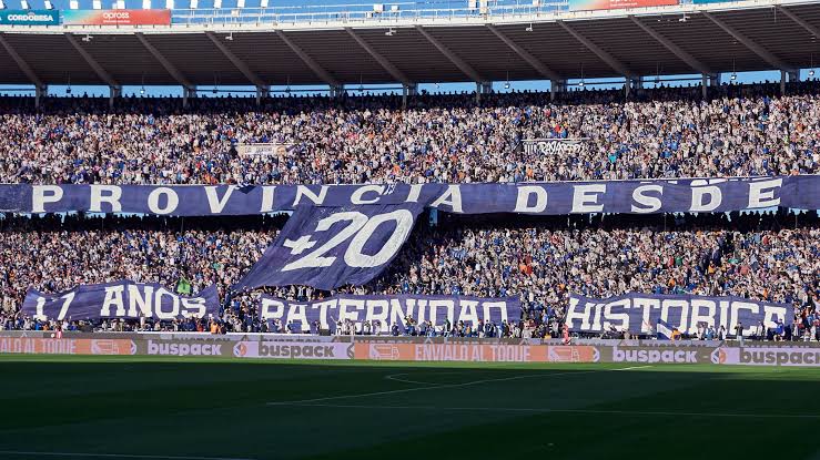 Ferchugarro1913's tweet photo. FELIZ 112 AÑOS TALLERES DE MI VIDA 💙 

#Talleres https://t.co/ym4ud4h6ta