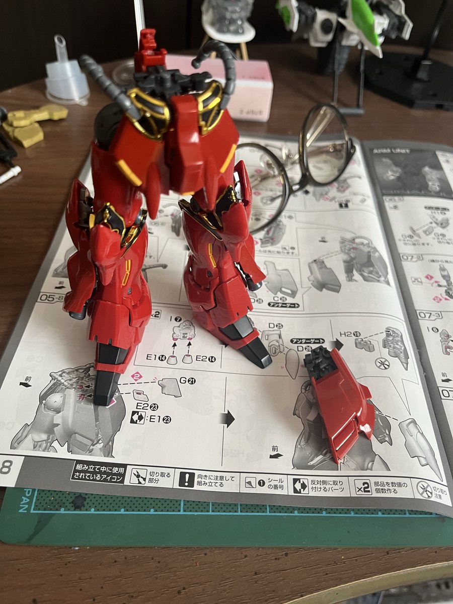 momochan14's tweet image. RGシナンジュ　やっと下半身終わりそう😅　#ガンプラ好きと繋がりたい　#SundayHSR  #SaturdayVibes  #キングオブコント  #ガンダムベース　#ガンダムUC