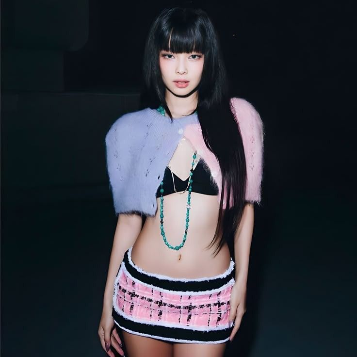 pukisad's tweet image. Hoy se cumple 1 año desde que  #JENNIE lanzó #Mantra