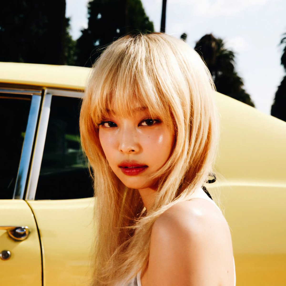 pukisad's tweet image. Hoy se cumple 1 año desde que  #JENNIE lanzó #Mantra