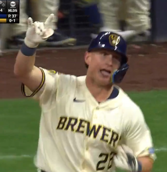 fmaddenNBA's tweet image. One thing I love about Andy Vaughn homers is that I can’t not think of this