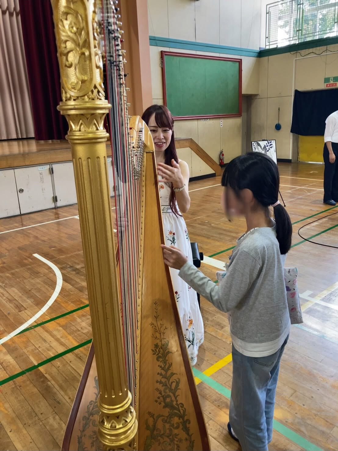 D.Poloniato 作 【ハープを弾く娘】 ハープ演奏】NieR:Replicant