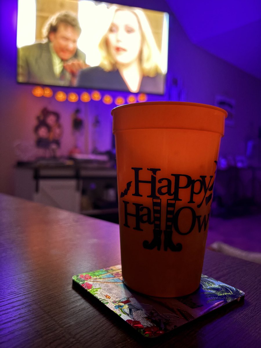 ᥊ꪑꪊꪻꫀᛕꫀꪗ tweet media