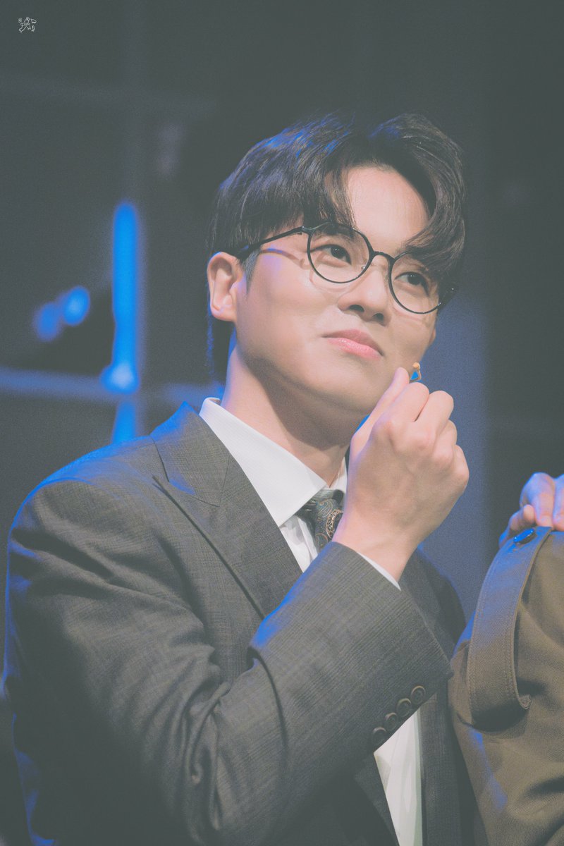 ᴇᴄʟɪᴘsᴇ tweet media