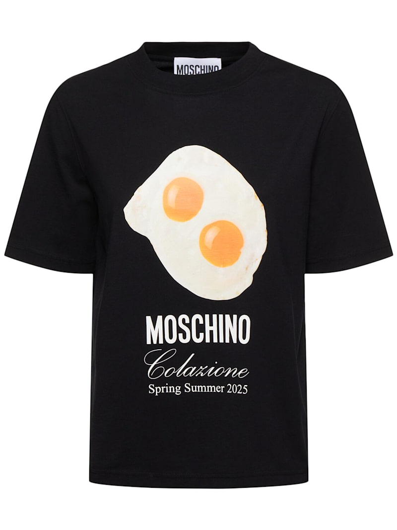 Papaia_Style's tweet photo. Another example of perfect product consistency - the key to great virtual try-on. #moschino #ai #virtualtryon #fashion https://t.co/g1mael5Vso