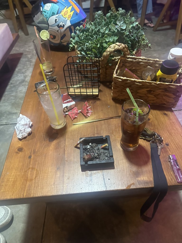 doc_congas's tweet photo. Bendito cuba. Pero saca lo peor de uno https://t.co/UH8G0XfT75