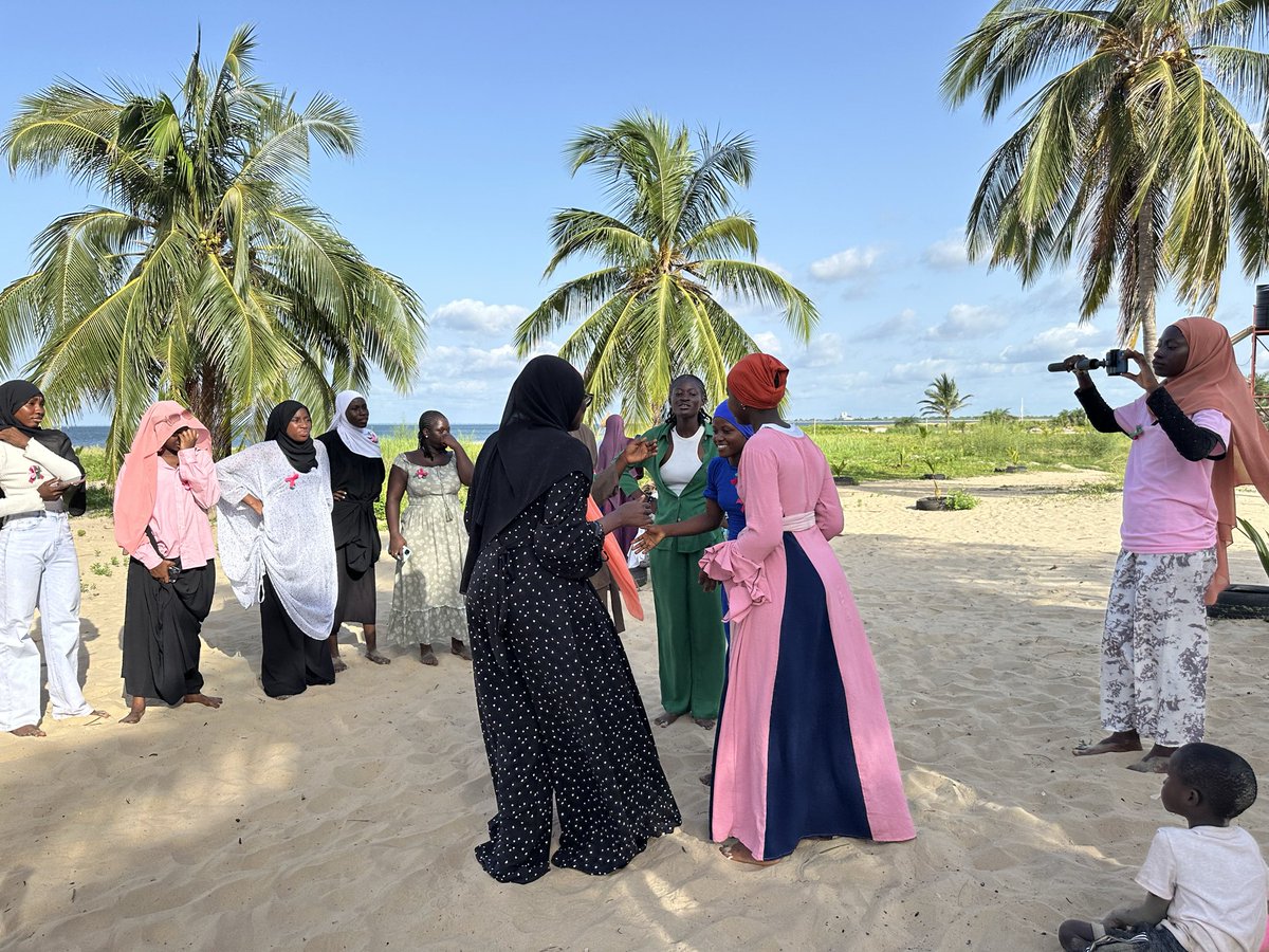 gccforchildren's tweet photo. Let’s normalize safe spaces where we can collectively put an end to all forms of harassment against girls and empower each other to create a safe and just world for the many generations of girls who will walk this earth. 
It was an exciting space @Safespace4_G 
#DayOfTheGirl https://t.co/5tPGbBGQlt