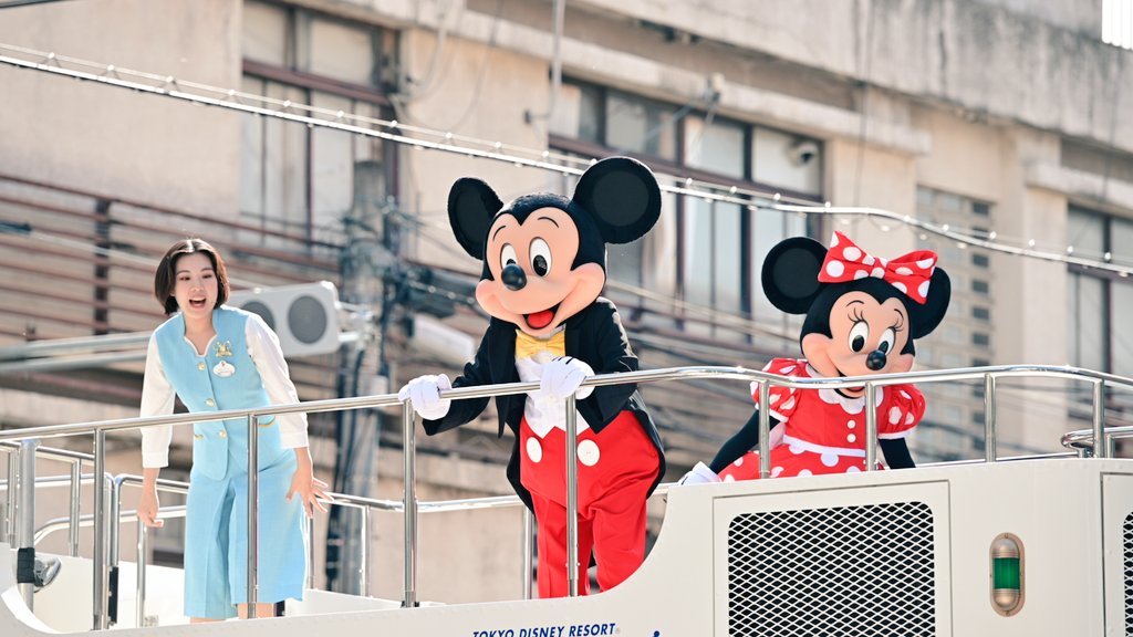 newtagunyan12's tweet image. ミッキーと前橋のレトロな建物()のコラボはキマるな
#ディズニー #前橋まつり