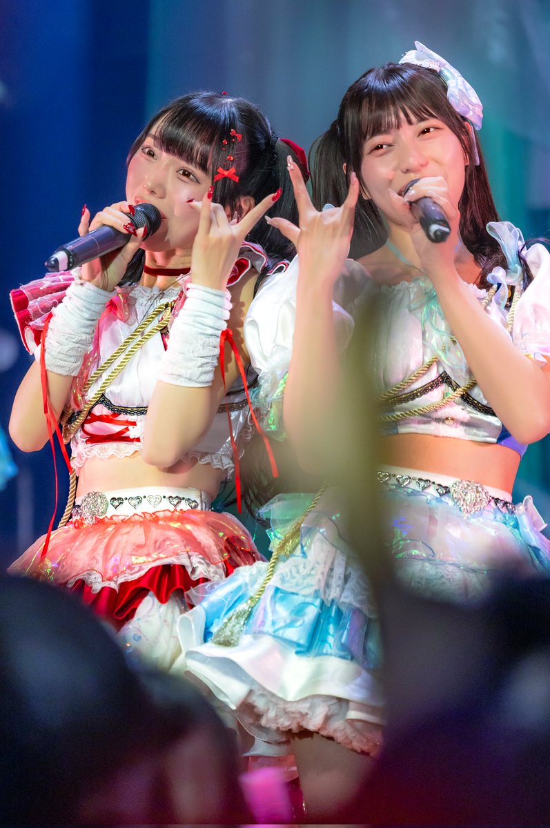 watak46's tweet photo. OLNew
廿楽まむさん⑥
潤水つぶらさん
" 最高のふたり ❤️🩵"
2025.10.9
OLNew解散ライブ
『ALL YOU』
@ Veats SHIBUYA
#廿楽まむ(@OLNew_Mamu)
#OLNew(@OLNew_official)
#本日のつづラ https://t.co/MslRgJCjQb