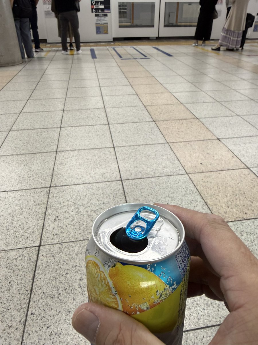嬉しい❤︎
どれくらいぶりだろう
朝から酒なんて🤣
皆様いとーは素敵な日曜日を過ごします♪
