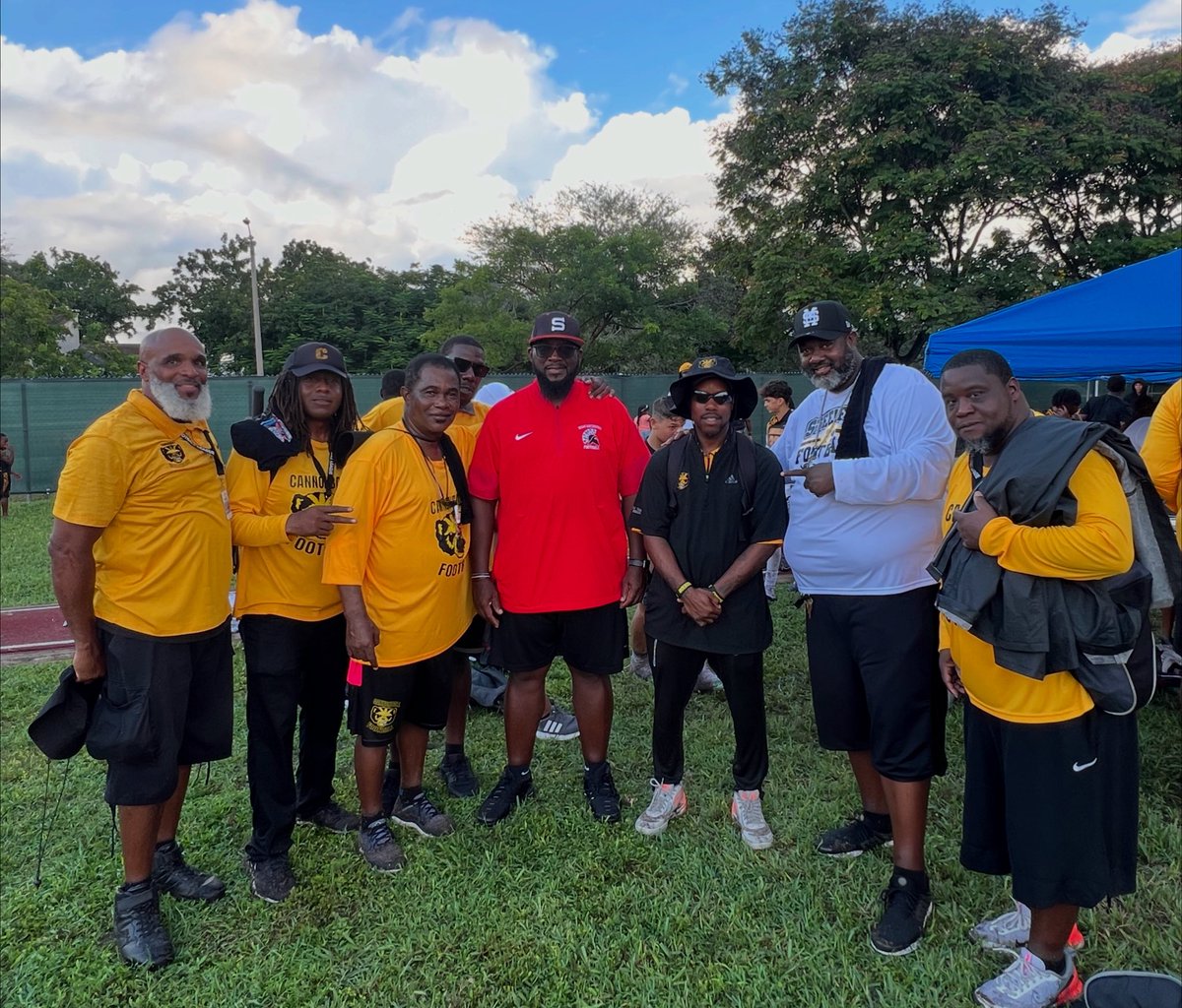 Congratulations to the Cannon Ball Wolverines 13 U on the exciting win over a Dick Conley previously undefeated Steelers 13u. What a great game today at Southridge Park.  Aka Sam Burley Park. #RideUp #305 #Blessed