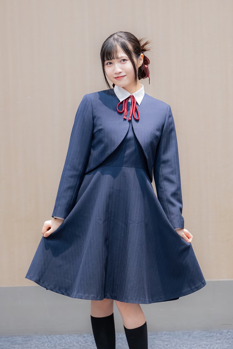 始まるやいなやスカート持って「衣装こんな感じだよ～」って見せてくれるの可愛すぎる

💚 吉瀬真珠（いぎなり東北産）
🗓️ 2025.10.05
📍 サンライズビル大阪
#吉瀬真珠 #しゃしんじゅ  
#いぎなり東北産