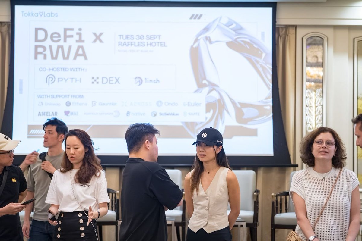 SkateCMNTY's tweet photo. @TokkaLabs kindly requested our CEO @alt_v0rtex chair the panel on "Improving UX for the Next 1B Onchain Users."

The key takeaway? UX isn't optional, it's everything.
If we want a crypto-native future, it has to feel effortless.

Mass adoption starts with better design. gSkate. https://t.co/Vn2lA15XEX