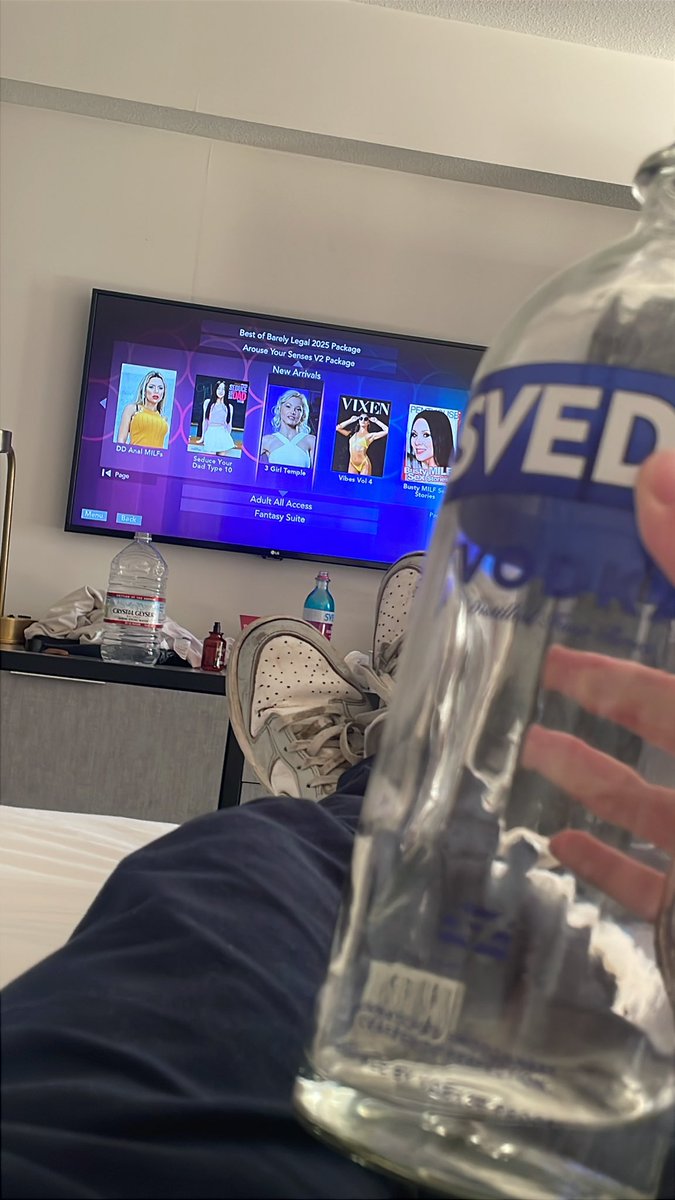 Boy do I love the Vegas hotel rooms