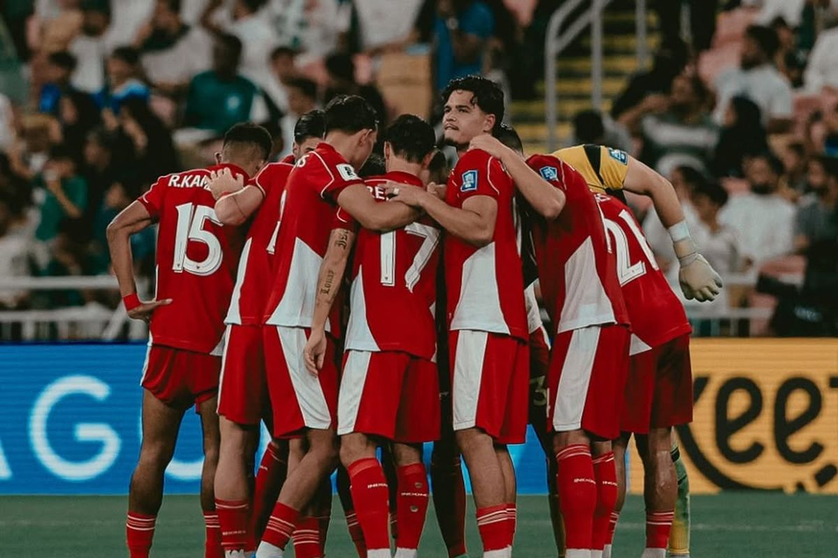 🇮🇩 Here’s the list of the ages of several key Timnas Indonesia players in 2030:

🔴 Stefano Lilipaly (40)
🔴 Jordi Amat (38)
🔴 Joey Pelupessy (37)
🔴 Marc Klok (37)
🔴 Thom Haye (35)
🔴 Sandy Walsh (35)

🟡 Ricky Kambuaya (34)
🟡 Kevin Diks (34)
🟡 Emil Audero (33)
🟡 Calvin