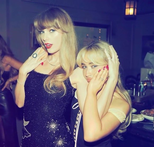 TSUpdating's tweet image. 🚨| ‘The Life of a Showgirl’ by Taylor Swift featuring Sabrina Carpenter is now #1 most popular song on Sabrina Carpenter’s Spotify page!
