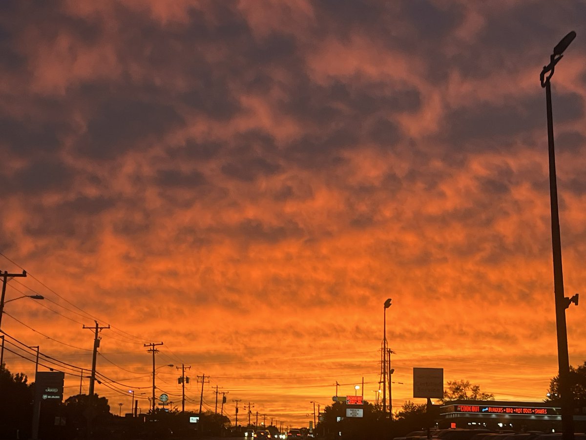 Nothing could be finer than to be in Carolina! #NCSunset