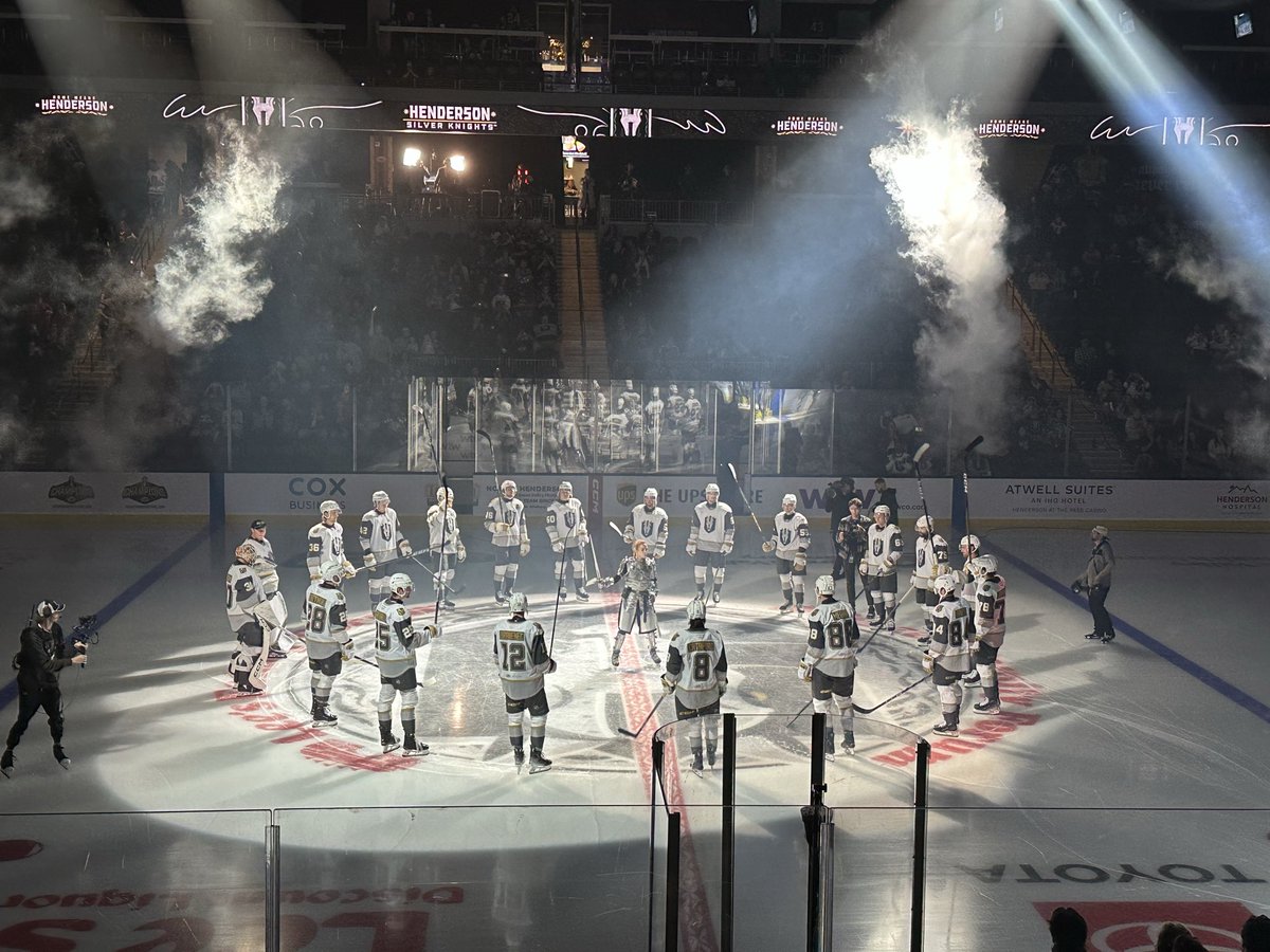 Date night at opening Knight for the <a href="/HSKnights/">Henderson Silver Knights</a>. Entertaining game bummer could not finish it off in OT! #VegasBorn