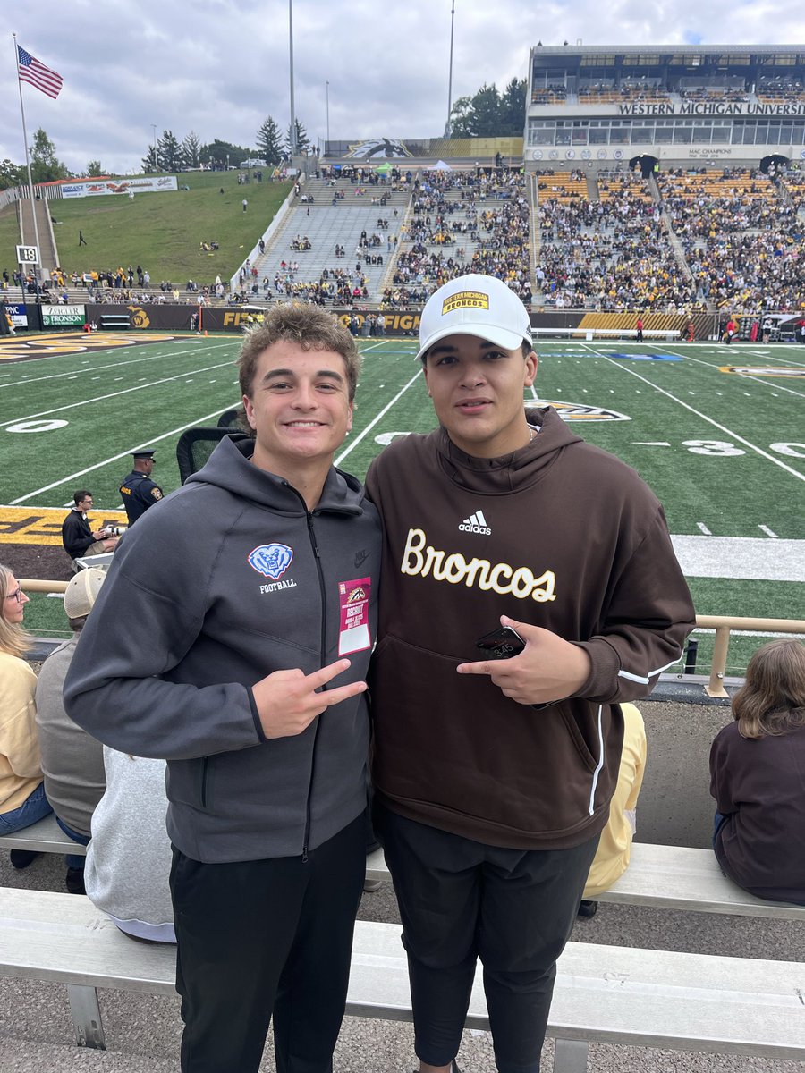 I had a great visit <a href="/WMU_Football/">Western Michigan Football</a> thanks <a href="/CamAllenFB/">Cam Allen</a> for the invite! Cant wait to come back soon! <a href="/BraylonLeeFB/">Braylon Lee</a> <a href="/AustinSchaffer2/">Austin Schaffer</a> <a href="/NSRMidwest/">NSR Midwest - IN, OH, MI</a> <a href="/IndianaNsr/">NSR Indiana Scouting</a> <a href="/HSEFootball/">HSE Royal Football</a>