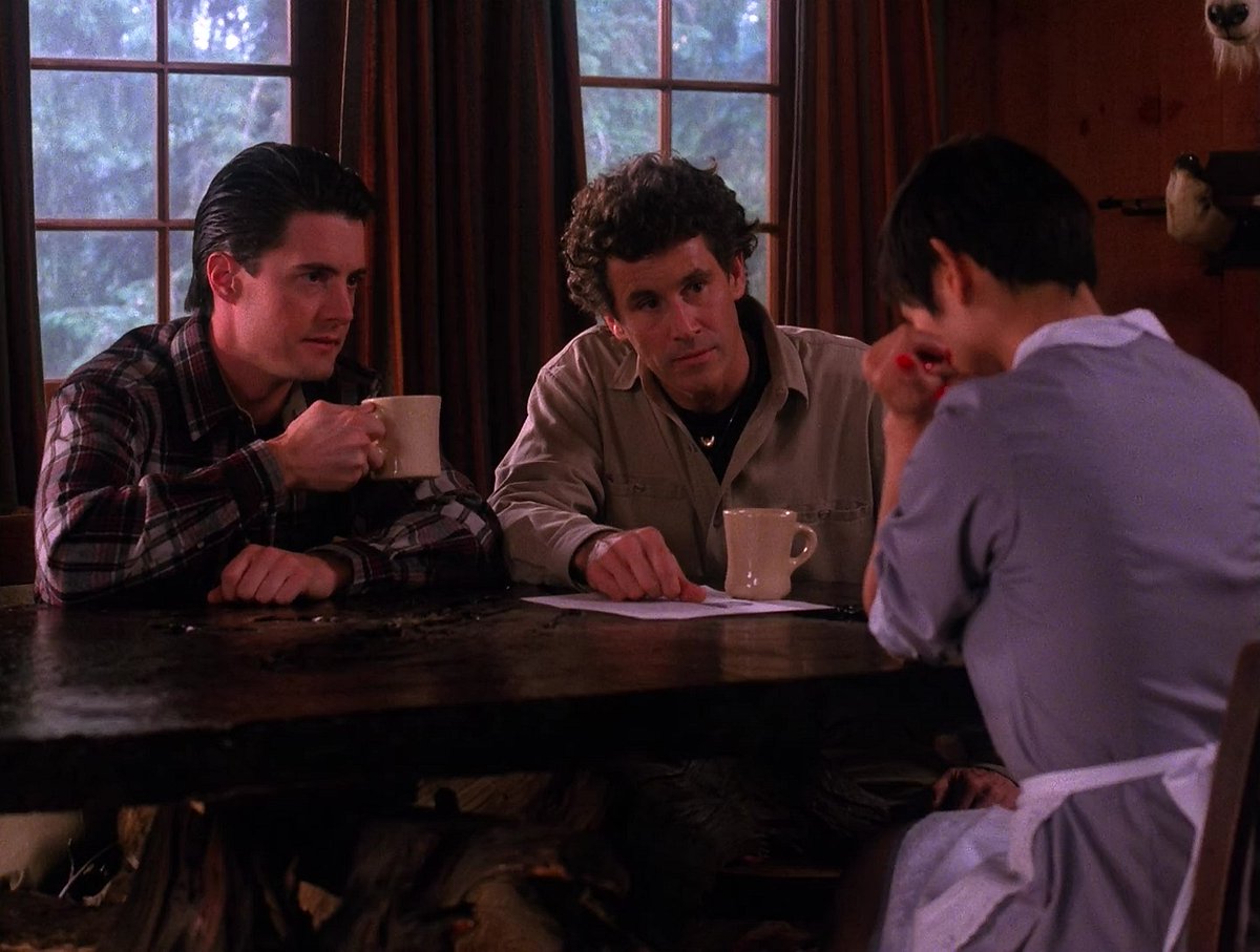 BlackLCult's tweet photo. TWIN PEAKS. 2x15, "Slaves and Masters" (1991)
Directed by DIANE KEATON https://t.co/4Pv3ww1VRx