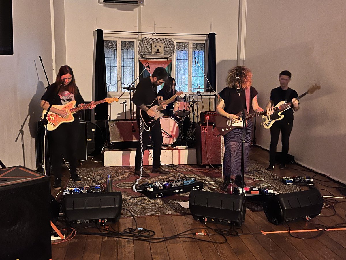 Brilliant <a href="/4000Records/">4000 Records</a> Gazed and Bemused vinyl launch last night at #seasonthree #echoandbounce in #meanjin 

#lookingdownislookingup

<a href="/AncientChannels/">Ancient Channels</a> 
#ghostmutt 
#strayfold
<a href="/Deafcultband/">DEAFCULT🏳️‍🌈</a>