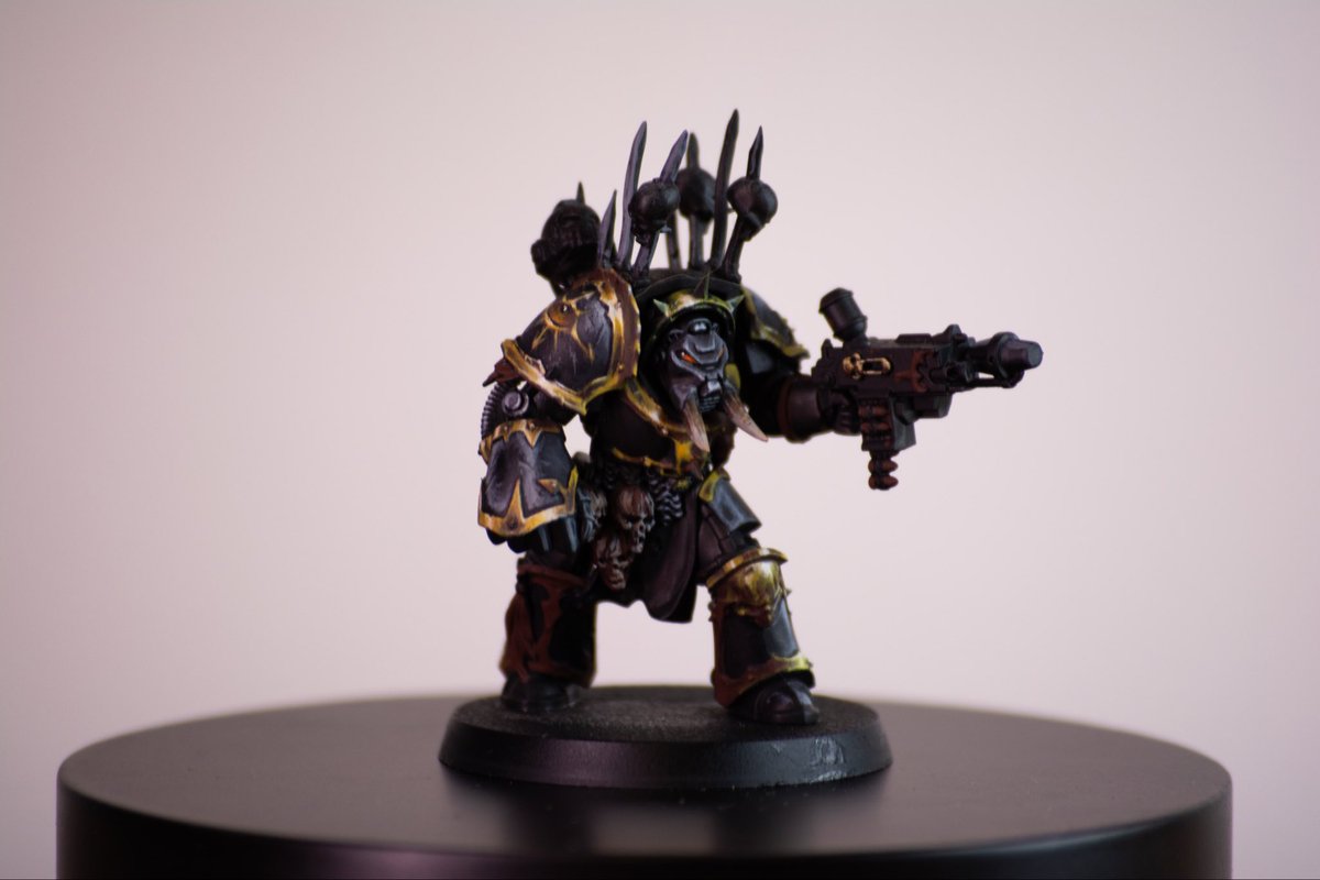 Samelliottart's tweet photo. Black legion WIP #warhammer40k #WarhammerCommunity https://t.co/ngM34YLtkZ