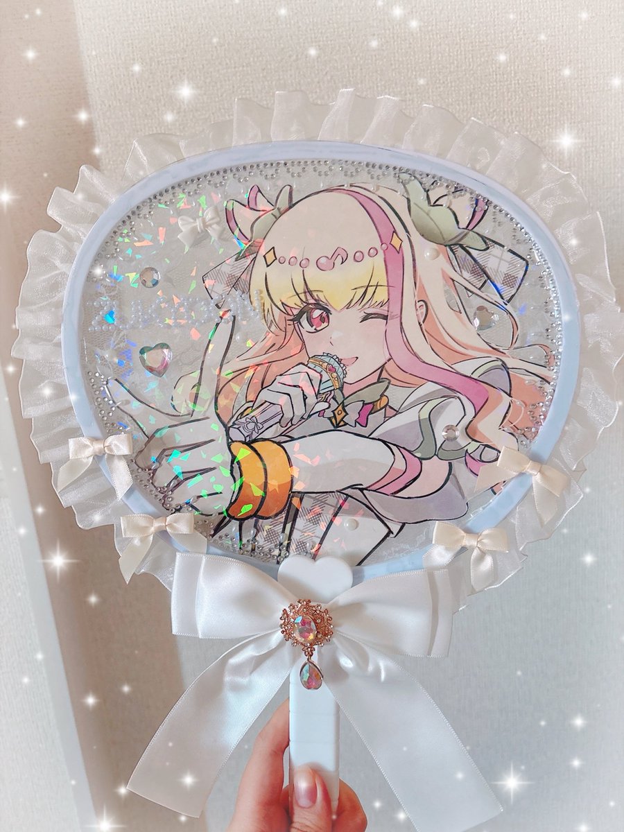 自作うちわ完成したぜーーーーーー！
