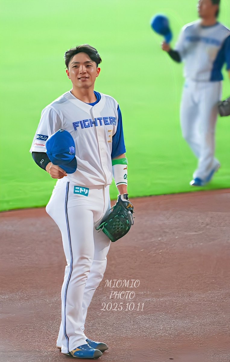 おはようございます 今日も倍デシベルの応援しますよぉ！！(MIRUより