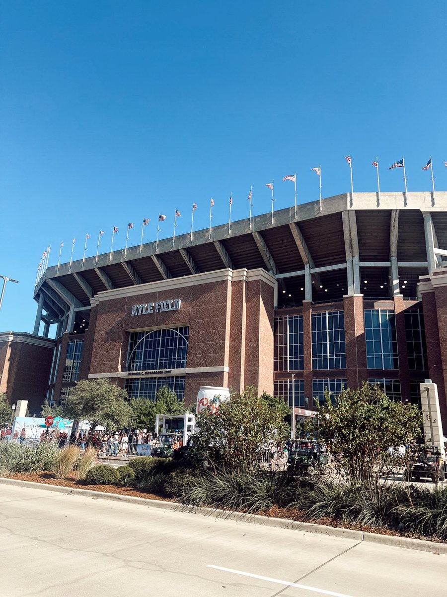 Back at home 🥹❤️#collegefootball
#Aggies #aggiefootball #TAMU