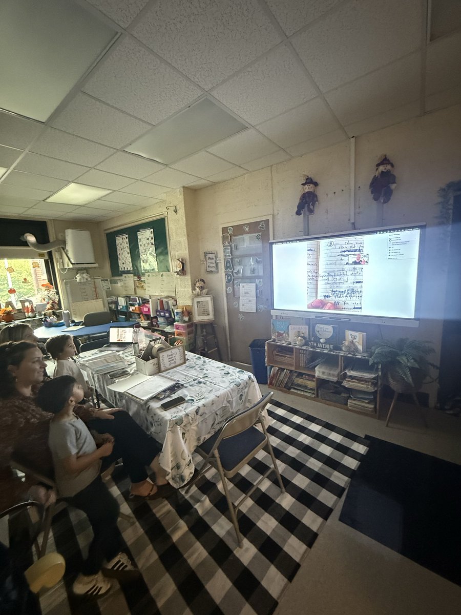 📚 @5thaveschool participated in a virtual author meeting with award-winning author Loren Long! It was a wonderful experience that inspired our young readers and writers! ✨📖 #It’sAShoreThing @bayshoreshools <a href="/bookelicious/">Bookelicious</a>