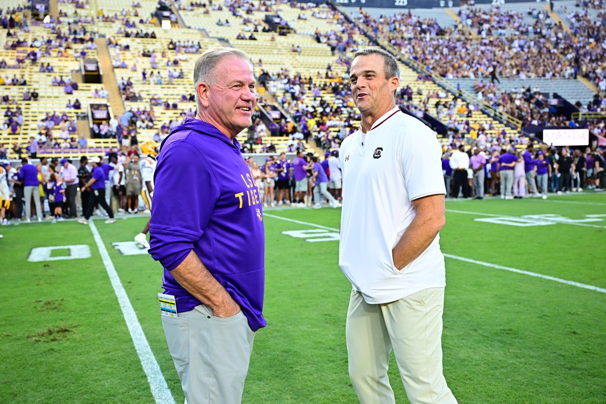 LSUfootball's tweet image. Tigers vs. Gamecocks
Kelly vs. Beamer 
Part II