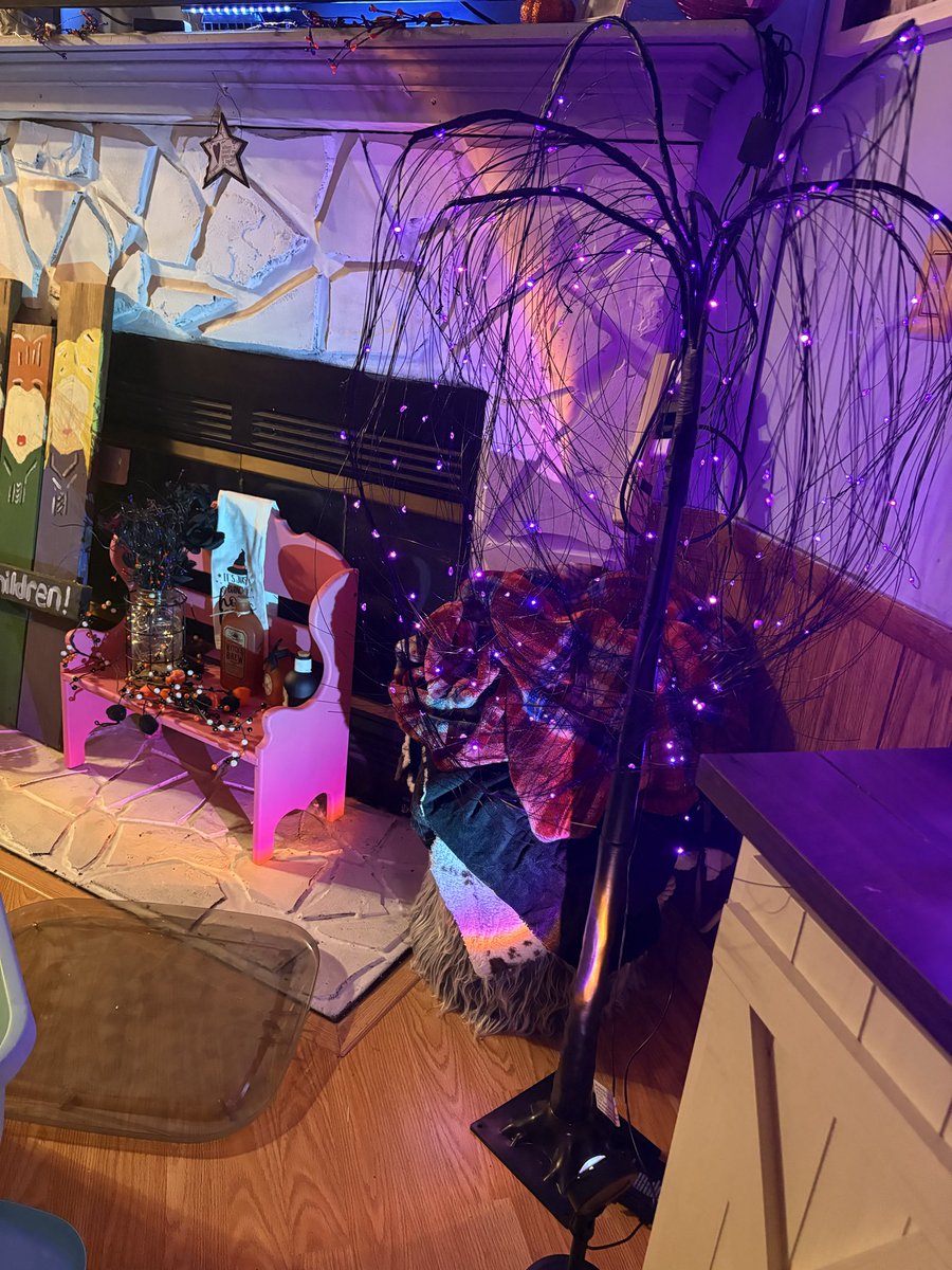 adorkable_ashh's tweet image. made this cute bubble cauldron. and set up my halloween willow tree and we also hung some floating witch hats. halloween decorations are almost complete. just gotta finish my hocus pocus fireplace.