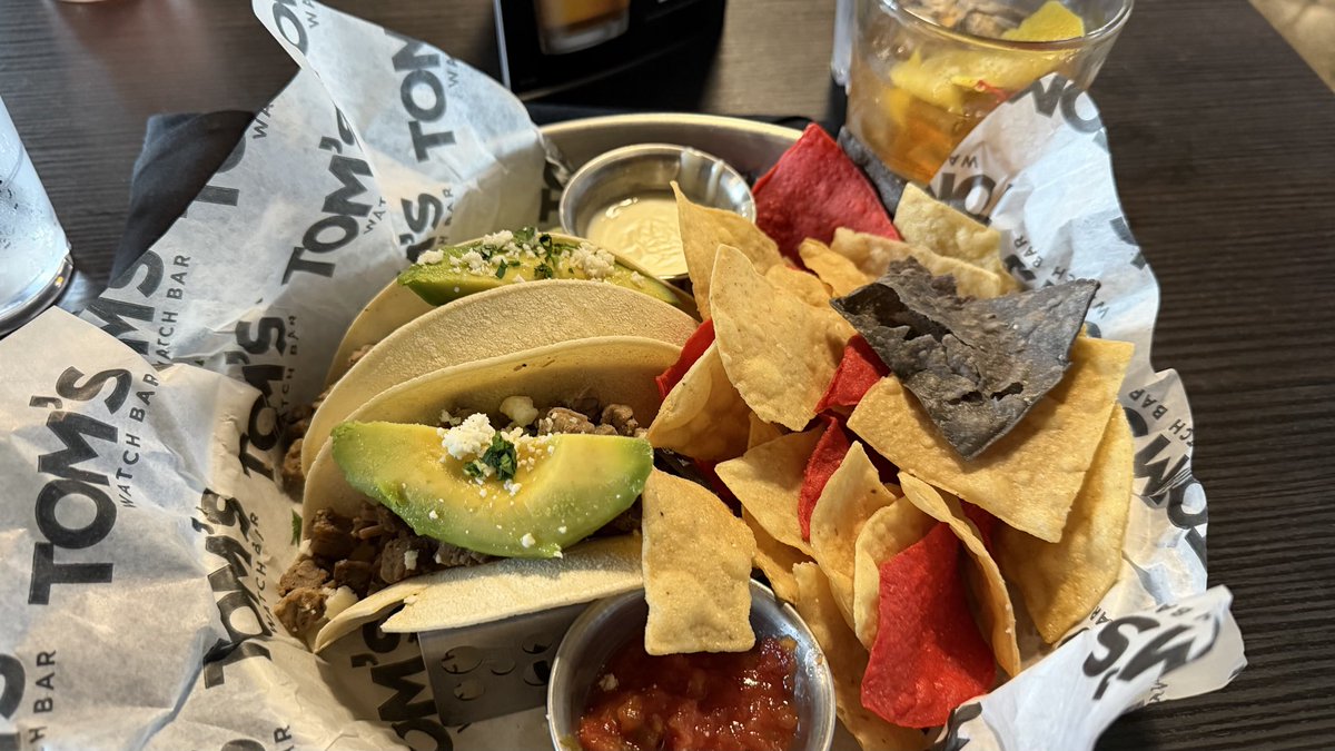 PugetStout's tweet image. Tacos for Kakko #SeaKraken
