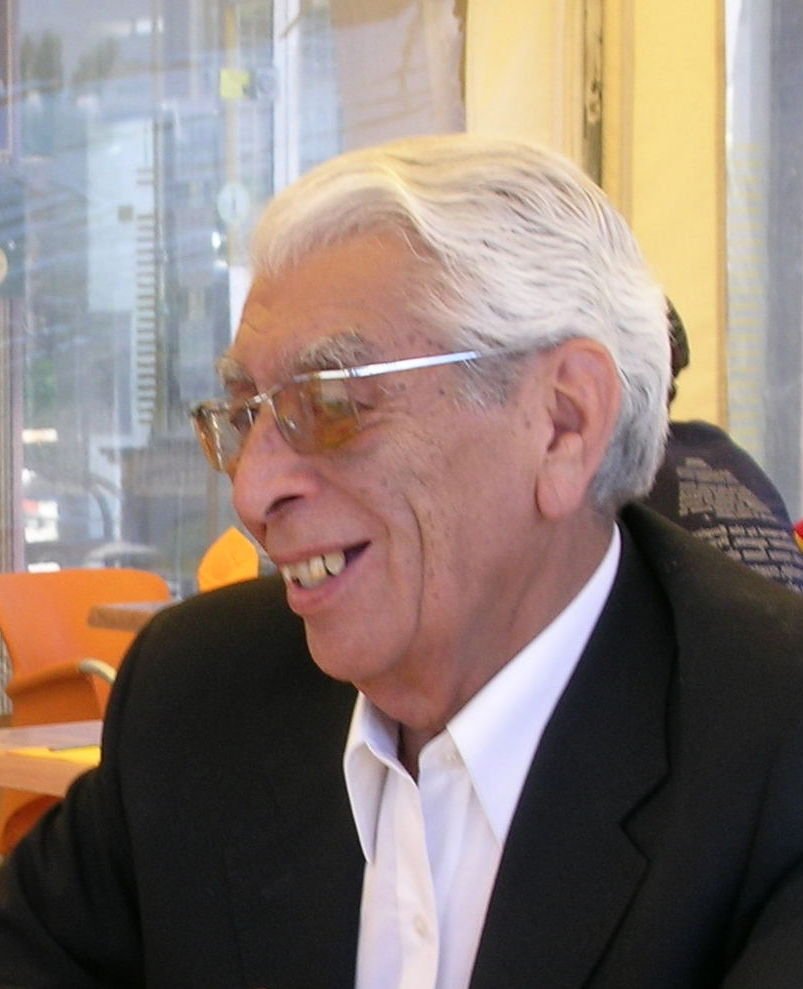 Grande Tito!
siempre te recordamos por tus muchas gracias y bondades; ahora, en el aniversario de tu nacimiento.
Tito Ureta Aravena (1935–2012) en.wikipedia.org/wiki/Tito_Ureta
<a href="/LabBqUchile/">Laboratorio de Bioquímica y Biología Molecular</a>