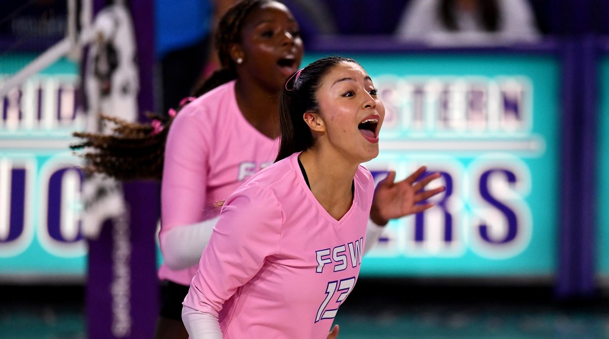 FSWBucs's tweet image. Bucs Sweep Saints in Return Home to Fort Myers 

📰&amp;gt;&amp;gt;&amp;gt; tinyurl.com/dbzu2fxw
📊&amp;gt;&amp;gt;&amp;gt; tinyurl.com/2hp7rbcc
📸&amp;gt;&amp;gt;&amp;gt; tinyurl.com/yc2474ea